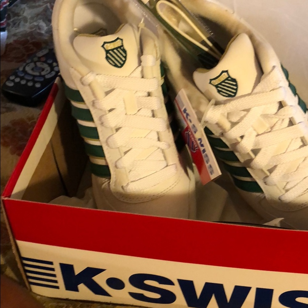 K.SWISS SHOES
